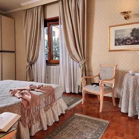 Aurelia San Pietro 4* Rome