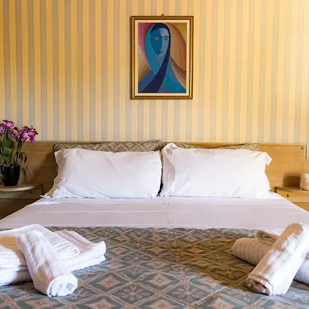 Aurelia San Pietro Hotel 4*