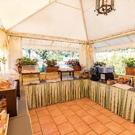 Aurelia San Pietro Hotel 4*